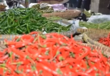 Harga Cabai Melonjak di Atas Rp 55.000 Harga Cabai Melonjak di Atas Rp 55.000