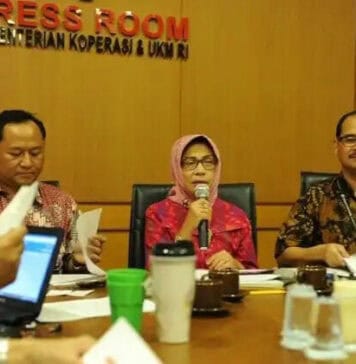 Sinergi Kemenkop-KLHK, Bank Sampah Berbadan Hukum Koperasi