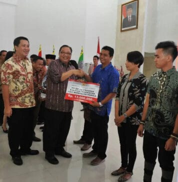 Pemda Diminta Kembangkan UKM Center Pemda Diminta Kembangkan UKM Center