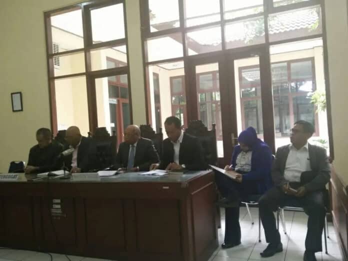 HTI Vs Menkumham, Sidang Pembubaran Ormas Dilanjutkan 4 Januari 2018