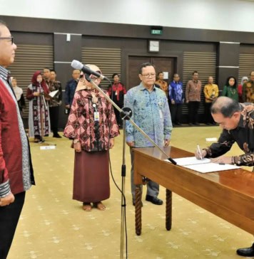 Meliadi Sembiring Dilantik Jadi Sesmen Koperasi UKM