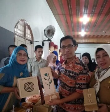 Bantuan Wirausaha Pemula “Pecah Telor” di Kabupaten Kolaka Utara Bantuan Wirausaha Pemula “Pecah Telor” di Kabupaten Kolaka Utara