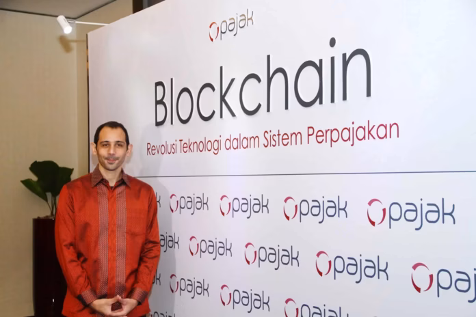 Online Pajak Raih Penghargaan Pelopor Teknologi dari Forum Ekonomi Dunia Online Pajak Raih Penghargaan Pelopor Teknologi dari Forum Ekonomi Dunia