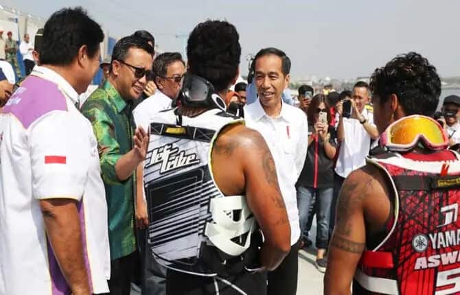Presiden Jokowi Resmikan Venue Jetski dan Layar Asian Games