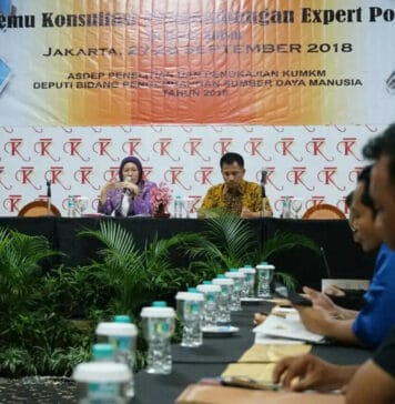 Kemenkop Dorong Peran Tenaga Ahli Menaikkelaskan UKM Kemenkop Dorong Peran Tenaga Ahli Menaikkelaskan UKM