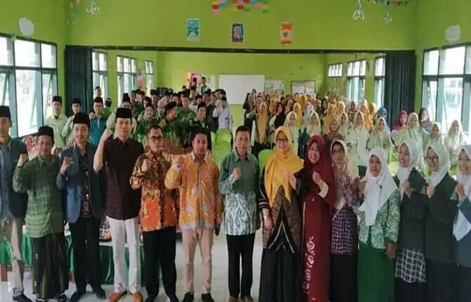 Kemenpora Gelar PKPRT di Nganjuk, Solusi Positif Calon Pembina Rumah Tangga