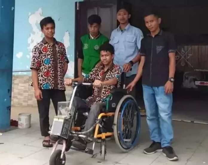 BRSPDF “Wirajaya” Di Makassar Rancang Kursi Roda Elektrik