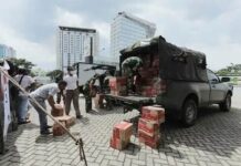 Lawan COVID-19, JHL Group Sumbang Ribuan Perlengkapan Medis untuk Berbagai Rumah Sakit di Tangerang