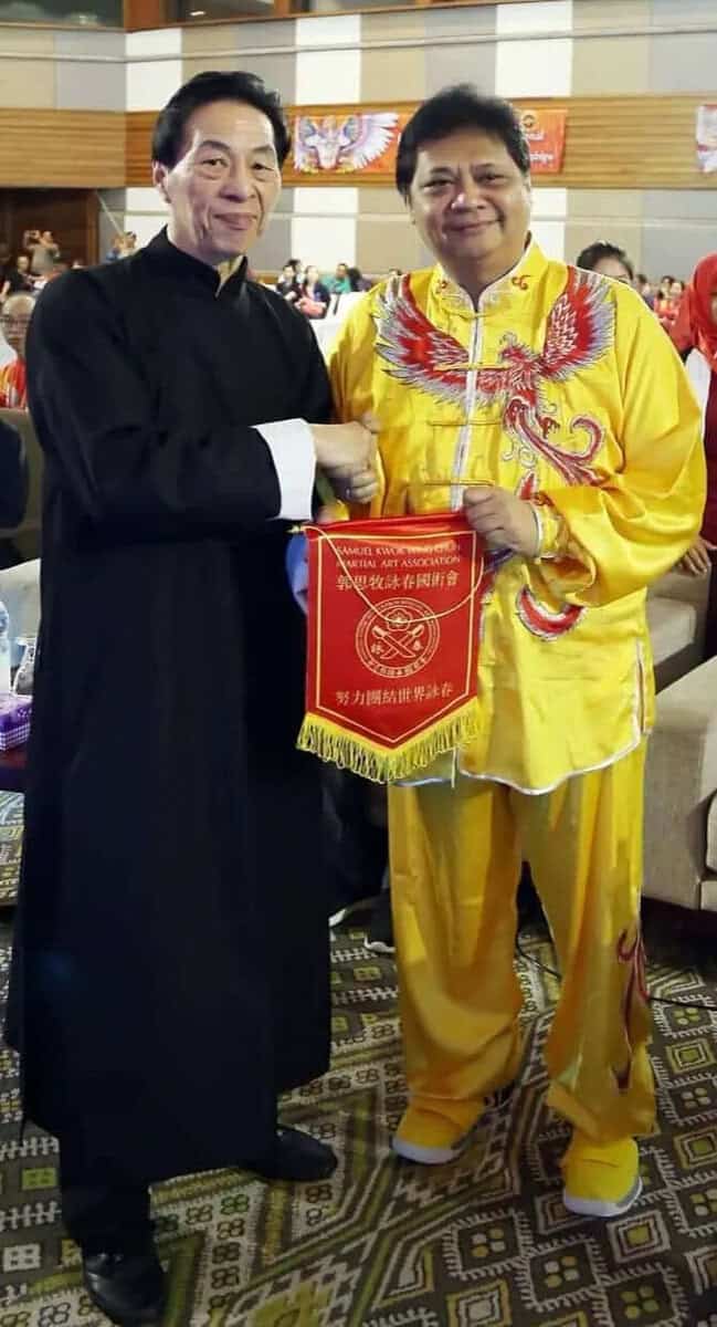 Dapat Penghargaan, Airlangga Hartarto Miliki Figur Pendekar Kungfu Sejati
