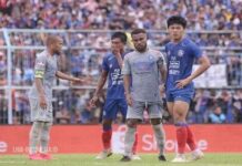 PSSI Putuskan Kompetisi Liga 1 dan Liga 2 Digelar November Mendatang Terganjal Perizinan, Sepak bola Mandek, Pilkada Bablas
