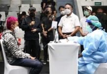 Wapres Tinjau Pemberian Vaksin Covid-19 untuk Atlet