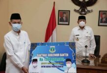 Gubernur Banten Serahkan Bantuan Hibah secara simbolis ke BAZNAs Provinsi Banten