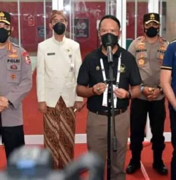 Suporter Tertib Nonton Dirumah, Menpora Amali Nilai Ini Dukungan Agar Kompetisi Bergulir Lagi