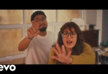 Lirik Lagu Bertahan / Pergi - Raisa