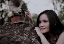 Lirik Lagu Asmalibrasi - Soegi Bornean