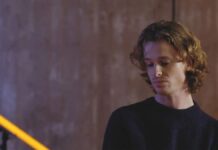 Lirik Lagu Let Somebody Go dan Terjemahan - Isak Danielson
