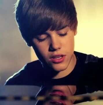 Lirik Lagu U Smile dan Terjemahan - Justin Bieber
