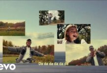Lirik Lagu Backyard Boy dan Terjemahan – Claire Rosinkranz Lirik Lagu Backyard Boy dan Terjemahan - Claire Rosinkranz