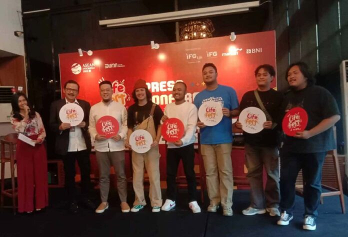 LifeFEST 2023 Hadirkan Seluruh Genre Musik, Isyana hingga King Nassar LifeFEST 2023 : Hadirkan Seluruh Genre Musik, Isyana hingga King Nassar