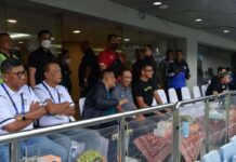 Menpora Saksikan Laga Persib Bandung vs PSS Sleman di Stadion GBLA Menpora Saksikan Laga Persib Bandung vs PSS Sleman di Stadion GBLA
