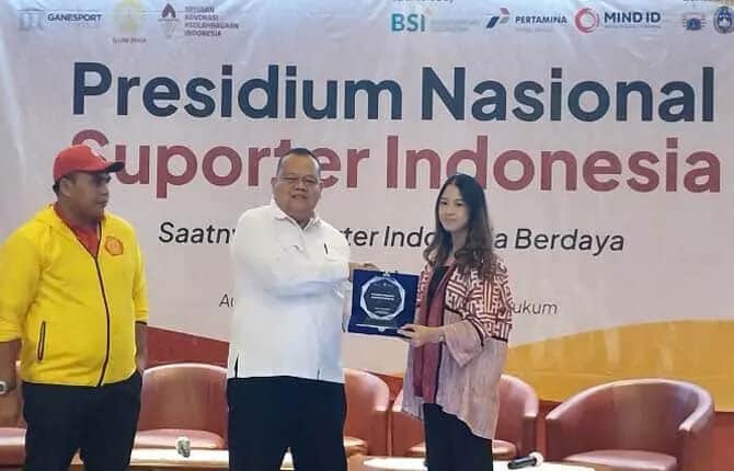 Presidium Nasional Suporter Indonesia : Kemenpora Berharap Suporter Bersatu