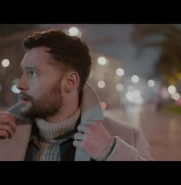 Lirik Lagu You Are The Reason dan Terjemahan - Calum Scott