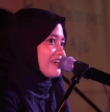 Lirik Lagu Bertahan Tanpa Arah – Hanin Dhiya Lirik Lagu Bertahan Tanpa Arah - Hanin Dhiya