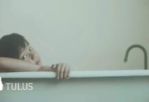 Lirik Lagu Monokrom - Tulus