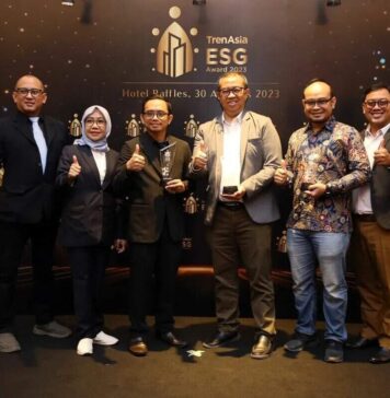 Kedepankan Pembangunan Berkelanjutan, PLN Raih 4 Penghargaan dari Gatra dan TrenAsia