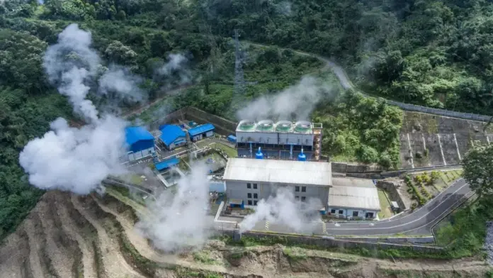PLN Luncurkan Laporan TCFD Pertama untuk Mendukung Transisi Energi Rendah Karbon PLN Luncurkan Laporan TCFD Pertama untuk Mendukung Transisi Energi Rendah Karbon