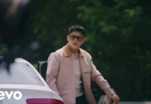 Lirik Lagu Mengapa - Rony Parulian