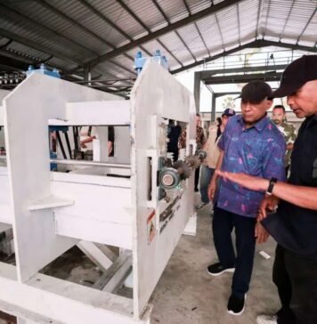Menkop UKM: Rumah Produksi Bersama Tingkatkan Nilai Tambah Kerajinan Bambu Menkop UKM: Rumah Produksi Bersama Tingkatkan Nilai Tambah Kerajinan Bambu