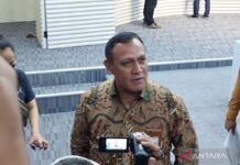 Ketua KPK Firli Bahuri Tersangka, Diminta Mundur dan Terancam Hukuman Seumur Hidup
