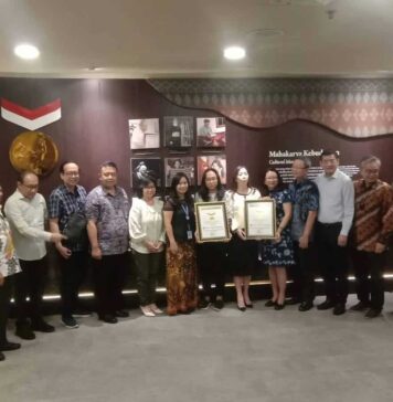 BPK Penabur dan SCUA Raih Penghargaan MURI BPK Penabur dan SCUA Raih Penghargaan MURI