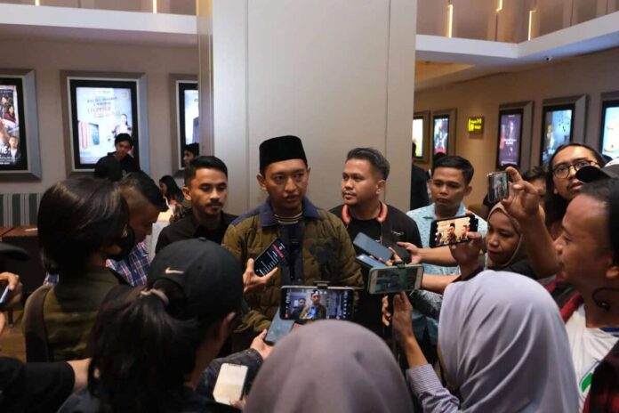 Dukung Industri Kreatif Perfilman Indonesia, Komandan TKN Fanta: Sejalan dengan Satu dari 17 Program Prioritas Prabowo-Gibran Dukung Industri Kreatif Perfilman Indonesia, Komandan TKN Fanta: Sejalan dengan Satu dari 17 Program Prioritas Prabowo-Gibran