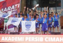 Bangga Merah Putih Mendunia Sukses Gelar BARATI Cup Bali 2024, Akademi Persib Cimahi Pertahankan Gelar Juara U-12 Bangga Merah Putih Mendunia Sukses Gelar BARATI Cup Bali 2024, Akademi Persib Cimahi Pertahankan Gelar Juara U-12