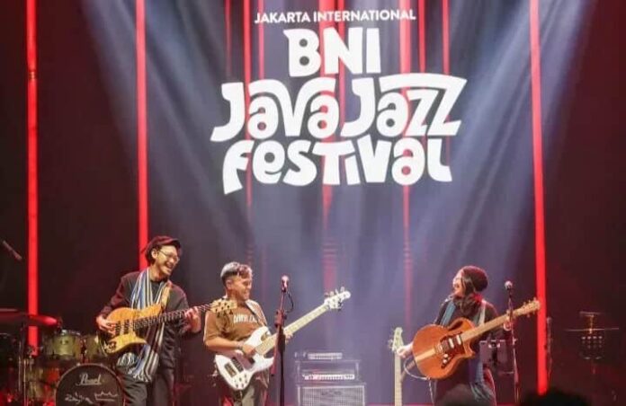 Barry Likumahuwa Apresiasi Konsistensi BNI Dalam Penyelenggaraan BNI Java Jazz Festival Barry Likumahuwa Apresiasi Konsistensi BNI Dalam Penyelenggaraan BNI Java Jazz Festival