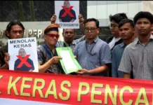 Koalisi Masyarakat Peduli Pers Gelar Aksi Tolak Pencalonan Sayid Iskandarsyah