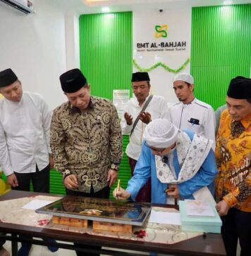Kemenkop Siap Kembangkan Ekonomi Syariah Melalui Koperasi